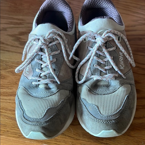 Sneakers - Picture 4 of 6